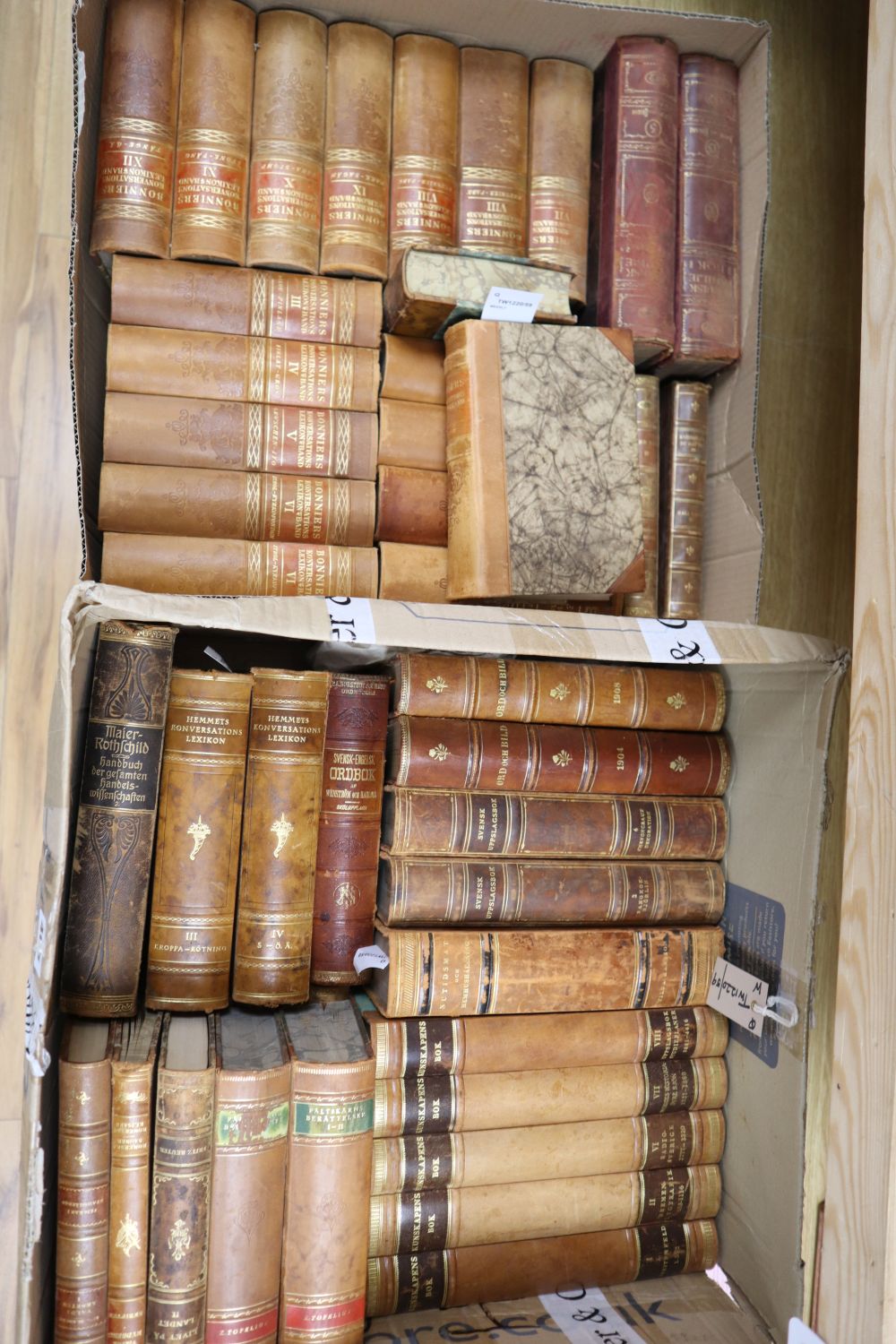 A collection of Scandinavian bindings, including Bonniers Konversations Lexikon, 17 vols, Stockholm (some duplicates),